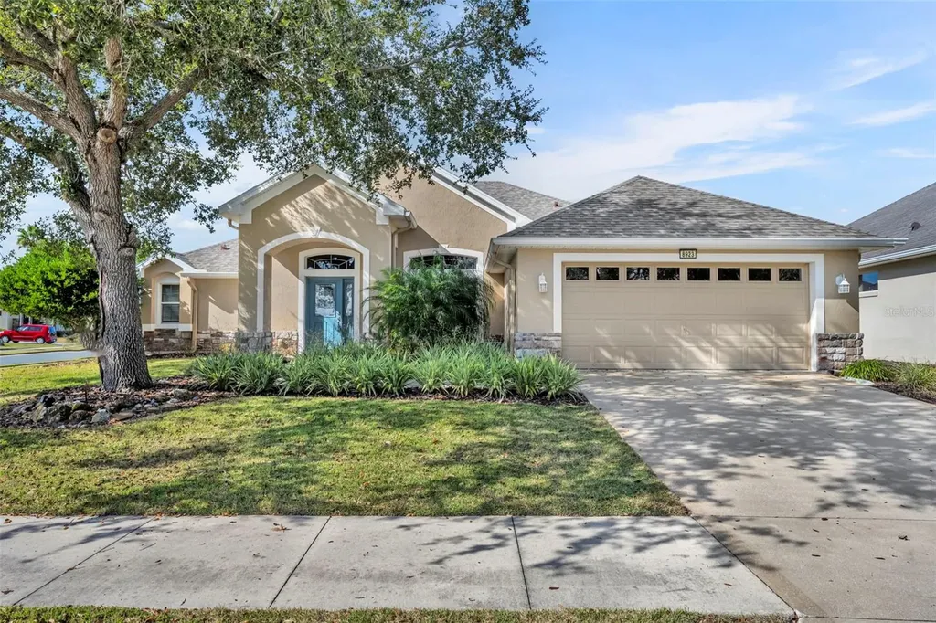 8923 Bridgeport Bay Circle Mount Dora FL 32757