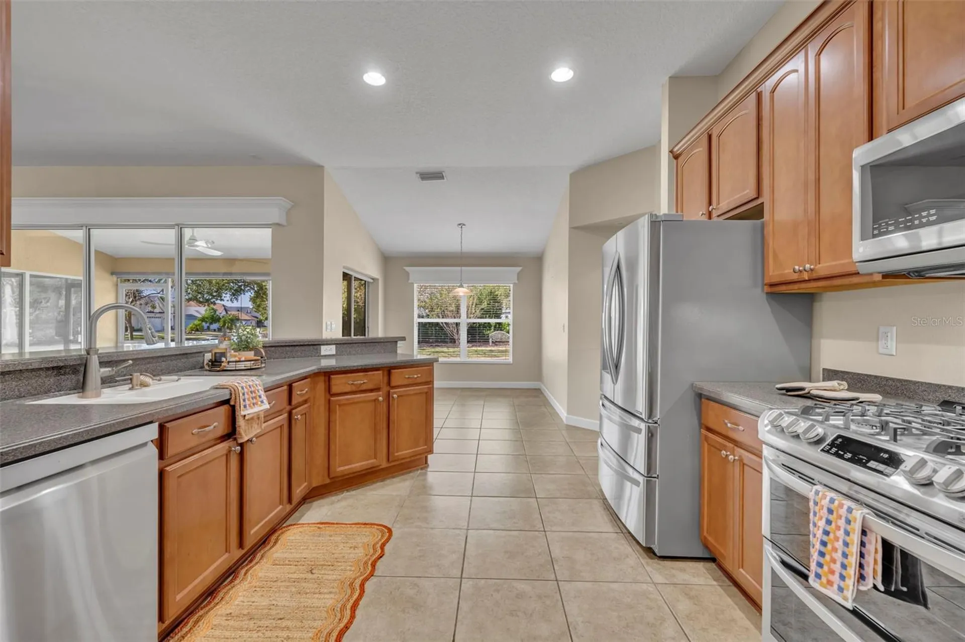 8923 Bridgeport Bay Circle Mount Dora FL 32757