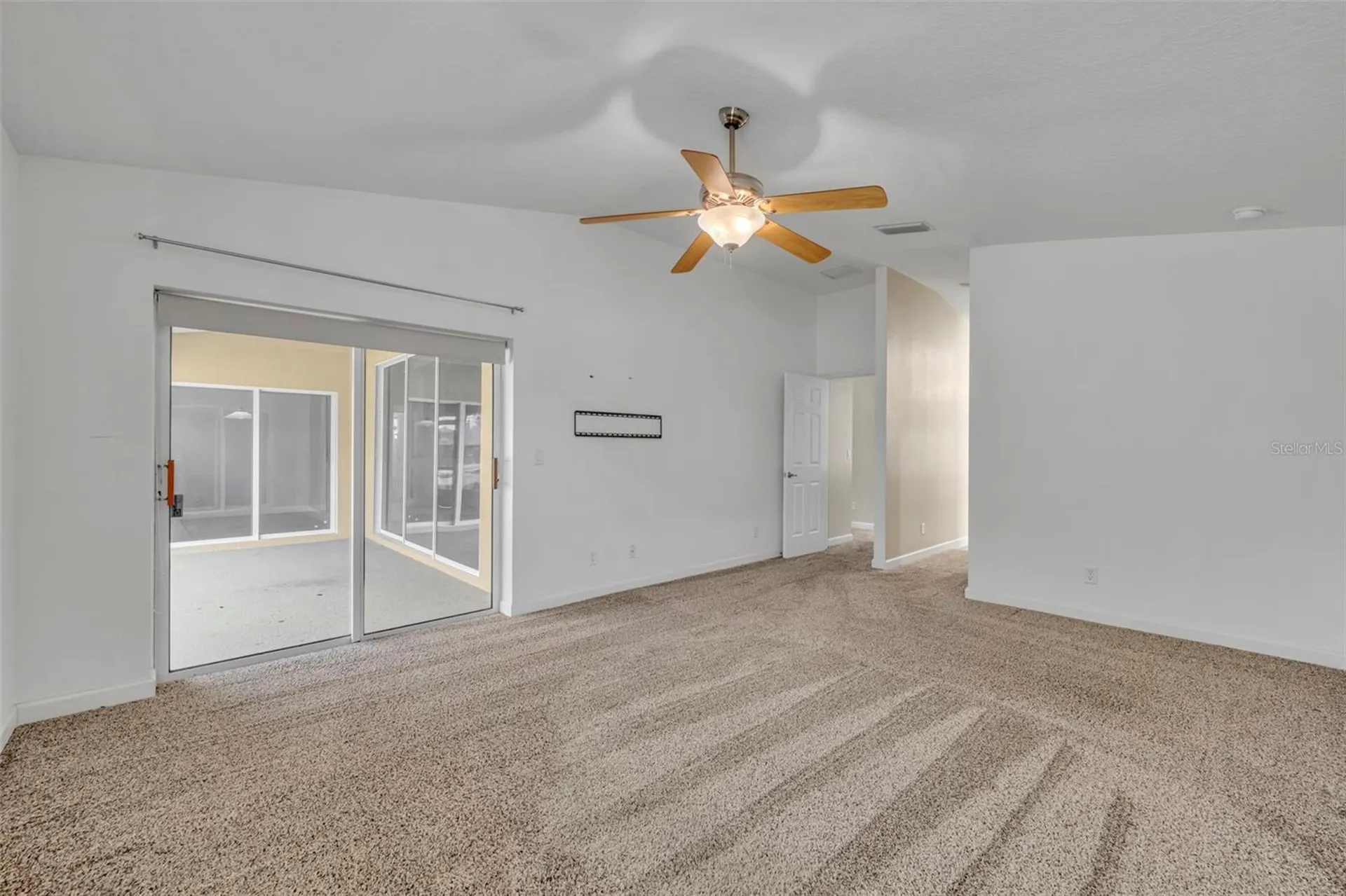 8923 Bridgeport Bay Circle Mount Dora FL 32757
