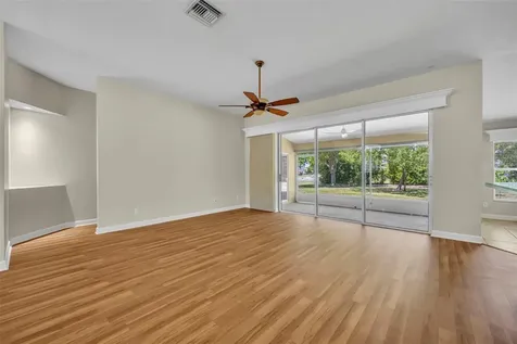 8923 Bridgeport Bay Circle Mount Dora FL 32757