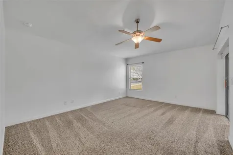 8923 Bridgeport Bay Circle Mount Dora FL 32757