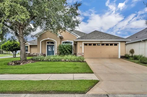 8923 Bridgeport Bay Circle Mount Dora FL 32757