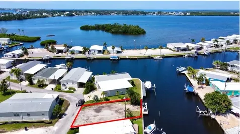 280 Nassau Drive Palmetto FL 34221