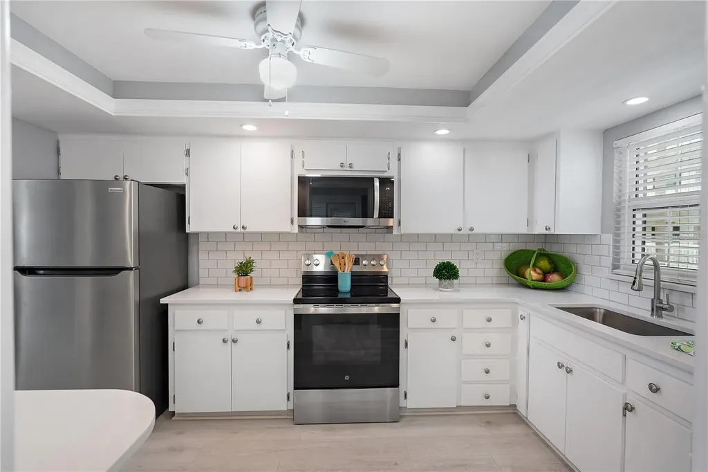 131 Bluff View Drive Belleair Bluffs FL 33770