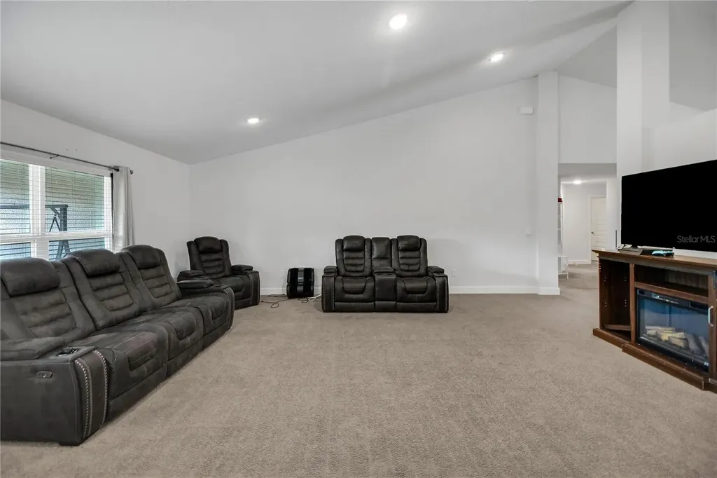 9946 SE 159th Street Summerfield FL 34491