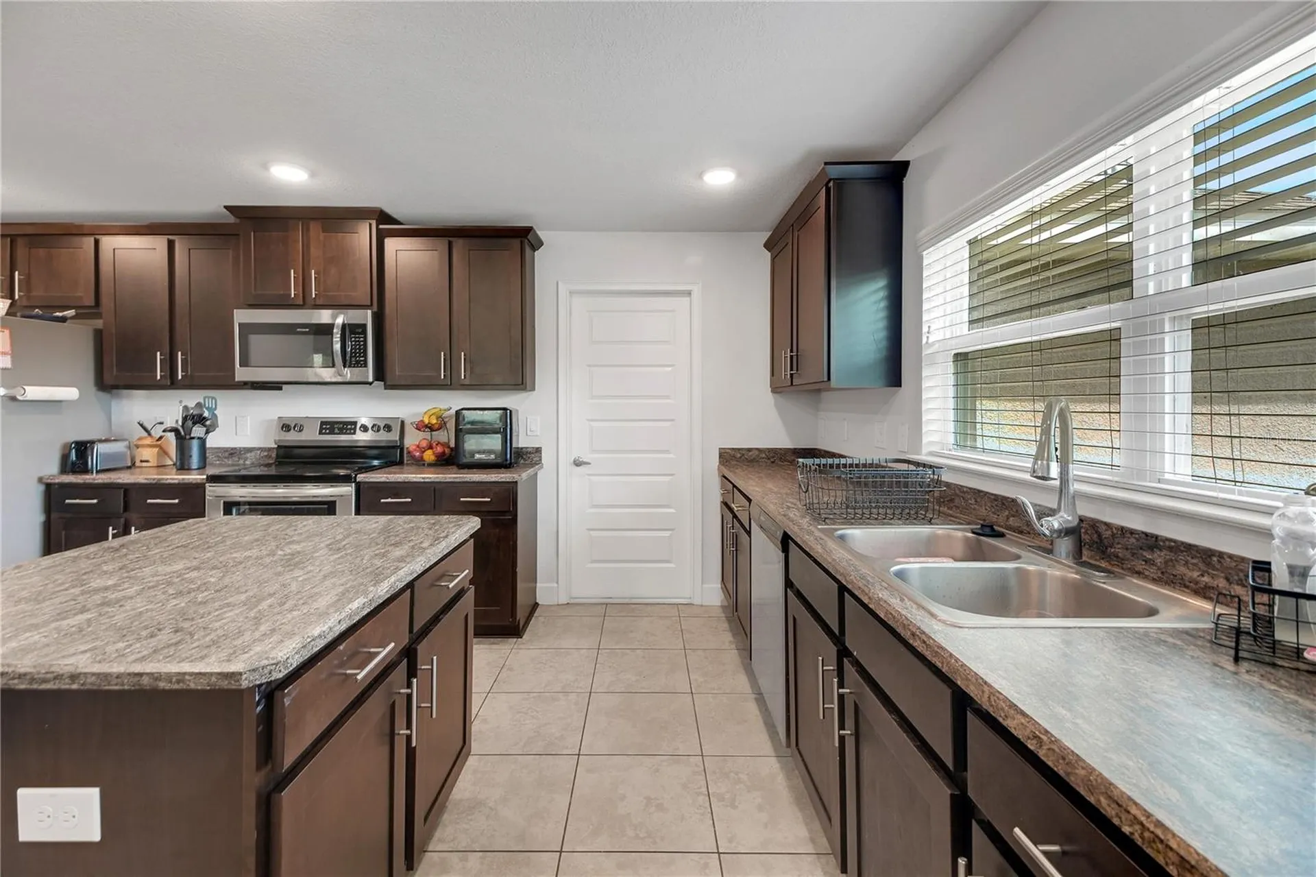 9946 SE 159th Street Summerfield FL 34491