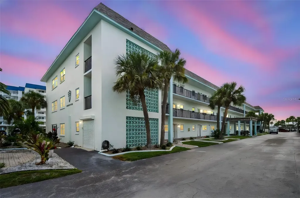 8 Glencoe Place Dunedin FL 34698