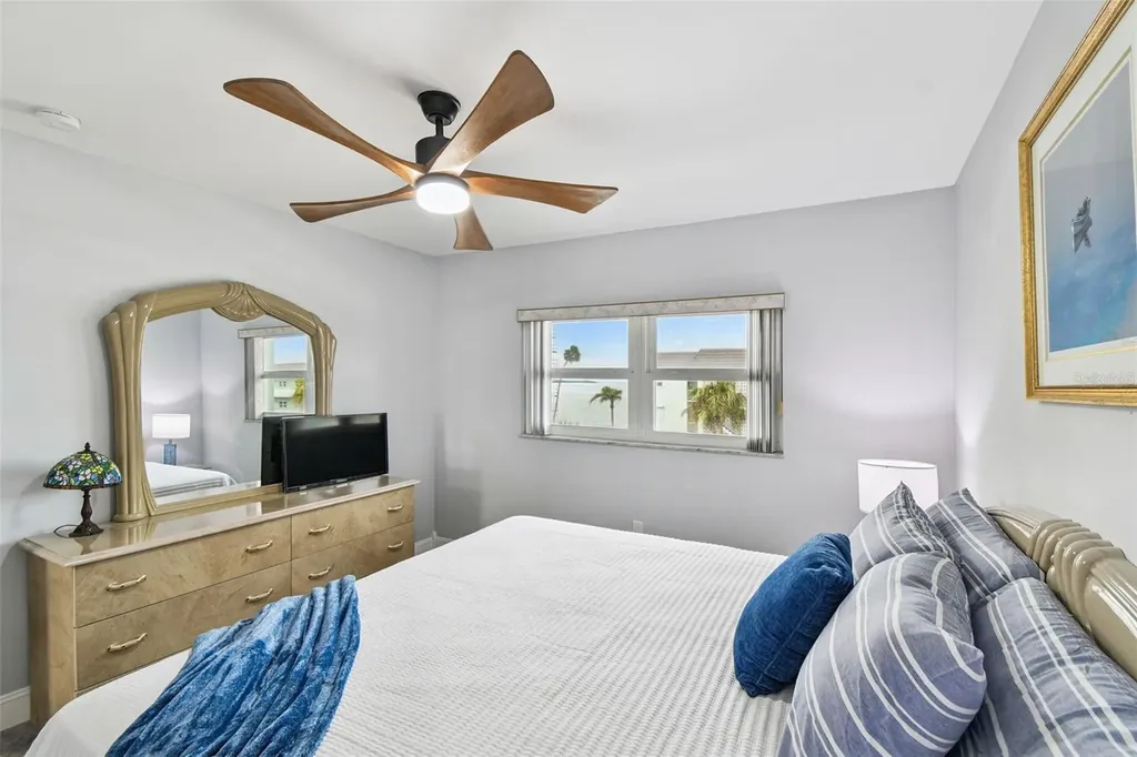 8 Glencoe Place Dunedin FL 34698