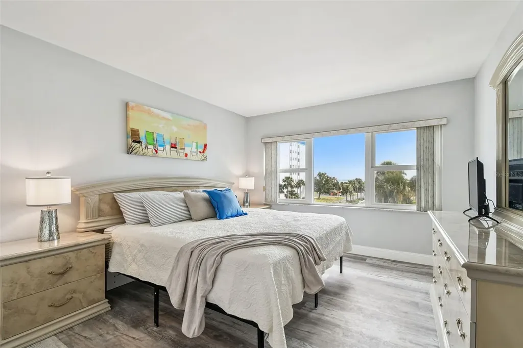 8 Glencoe Place Dunedin FL 34698