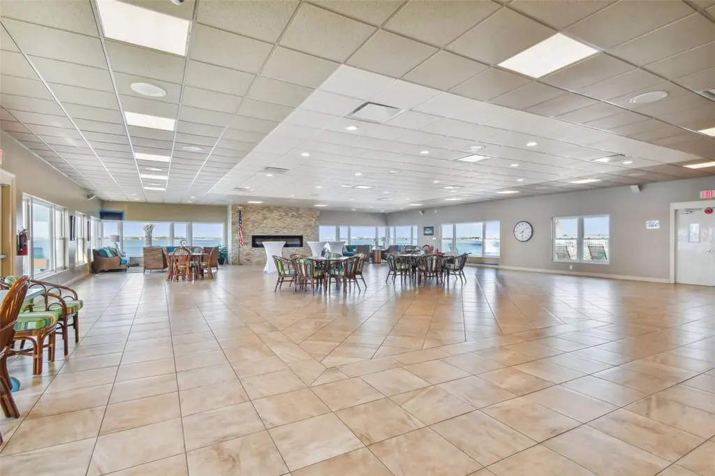 8 Glencoe Place Dunedin FL 34698