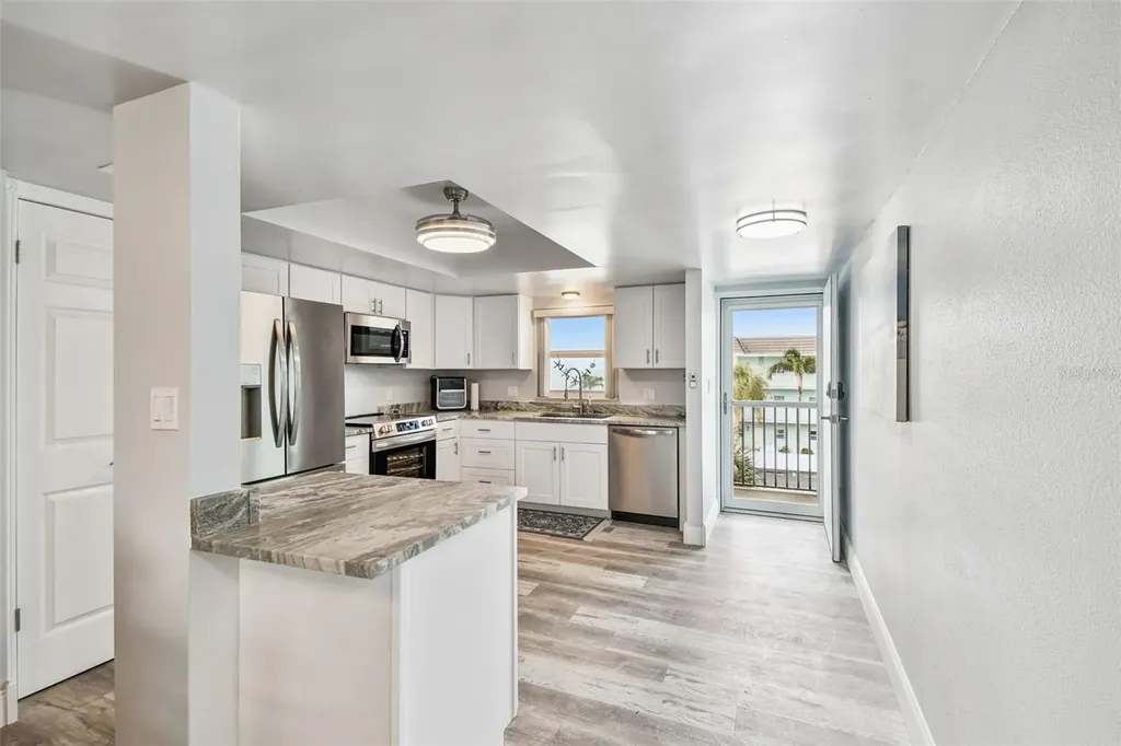 8 Glencoe Place Dunedin FL 34698