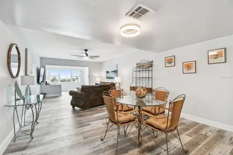 8 Glencoe Place Dunedin FL 34698