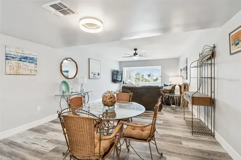8 Glencoe Place Dunedin FL 34698