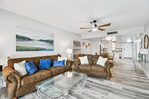 8 Glencoe Place Dunedin FL 34698