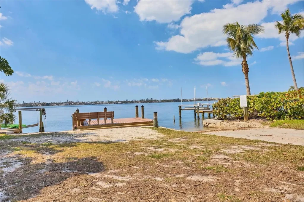7413 Starfish Drive Sarasota FL 34231