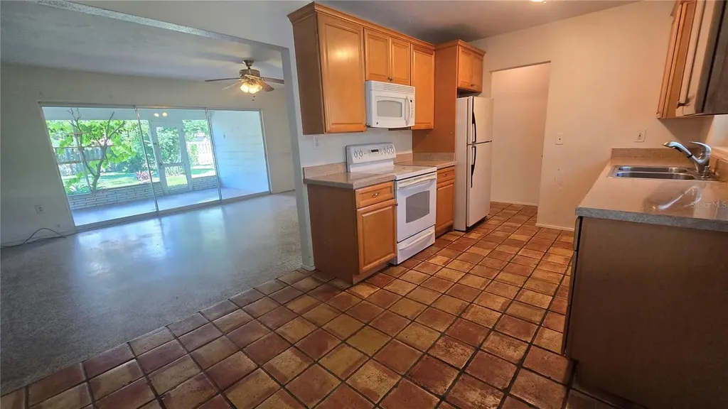 7413 Starfish Drive Sarasota FL 34231