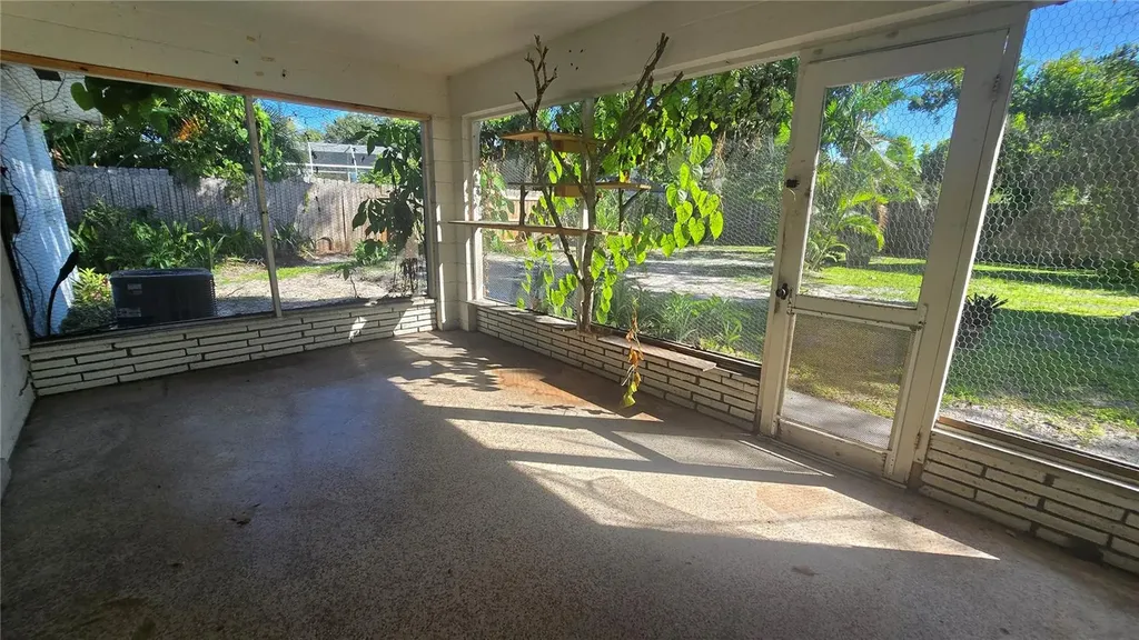 7413 Starfish Drive Sarasota FL 34231