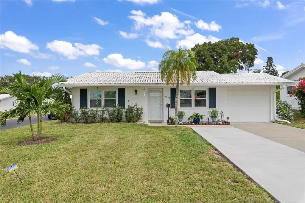 14023 94th Place Seminole FL 33776