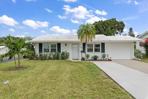 14023 94th Place Seminole FL 33776