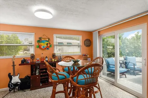 14023 94th Place Seminole FL 33776