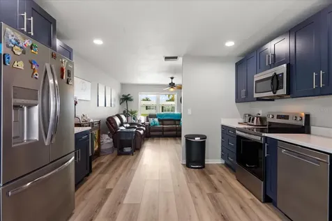14023 94th Place Seminole FL 33776