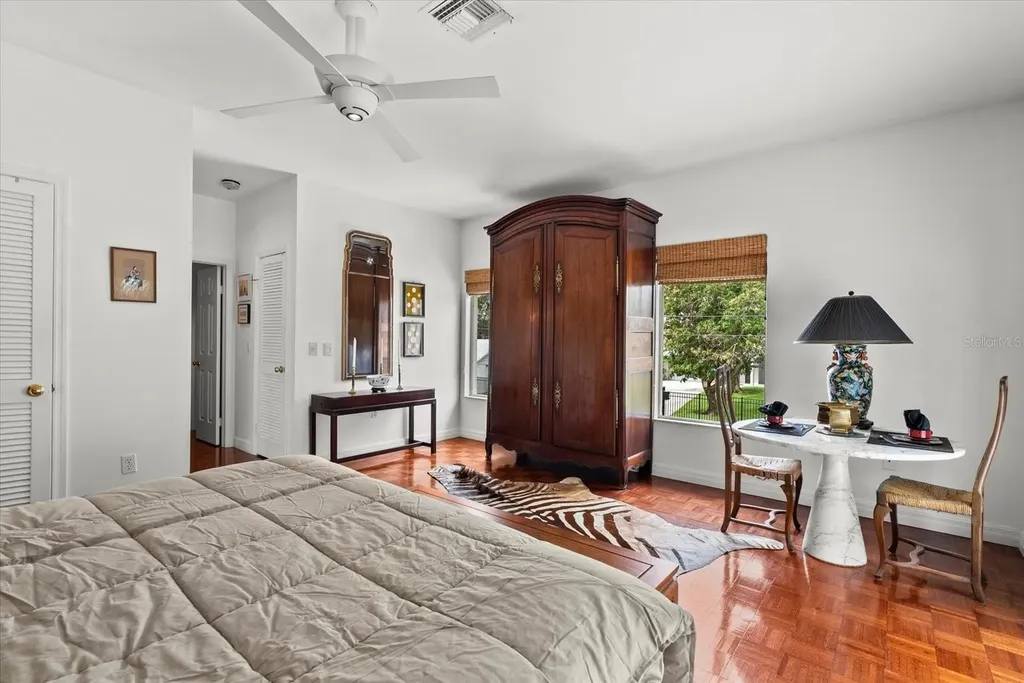 854 Norsota Way Sarasota FL 34242