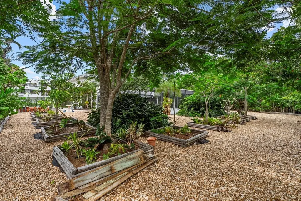 854 Norsota Way Sarasota FL 34242