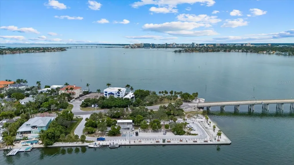 854 Norsota Way Sarasota FL 34242
