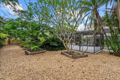 854 Norsota Way Sarasota FL 34242