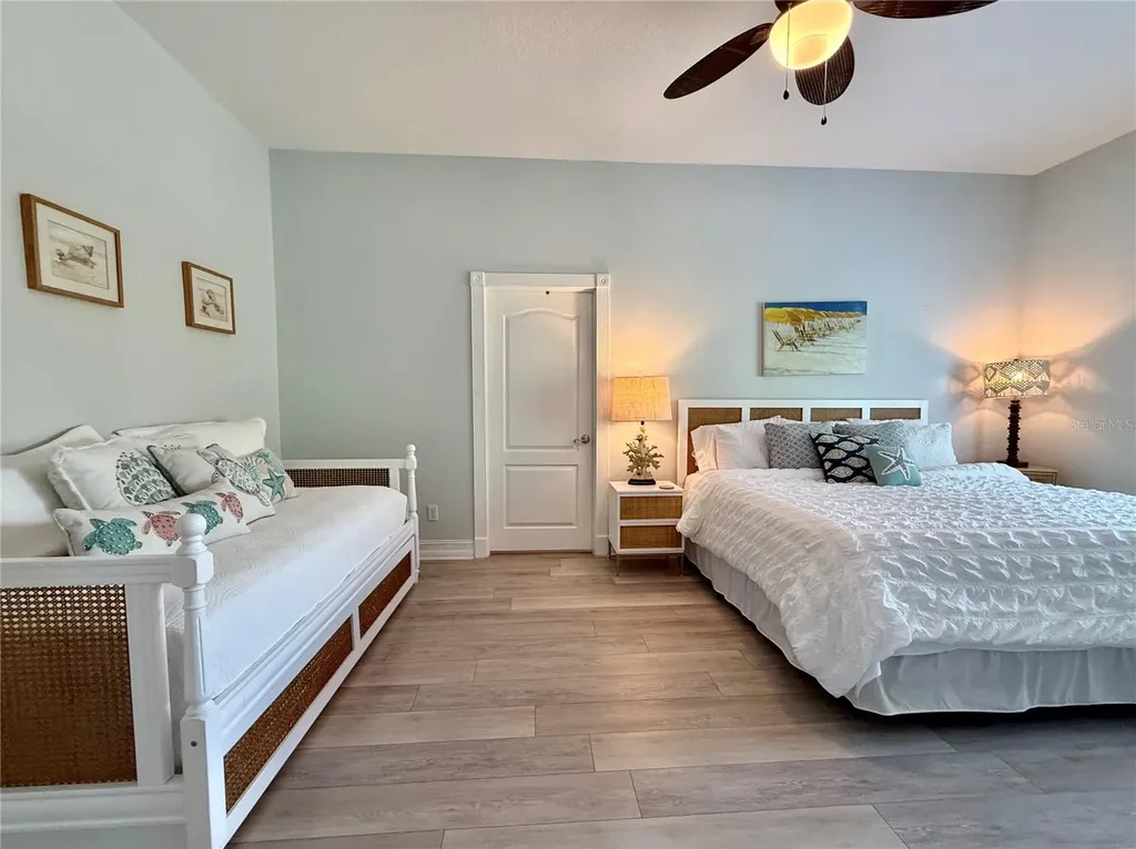 423 S Atlantic Avenue New Smyrna Beach FL 32169
