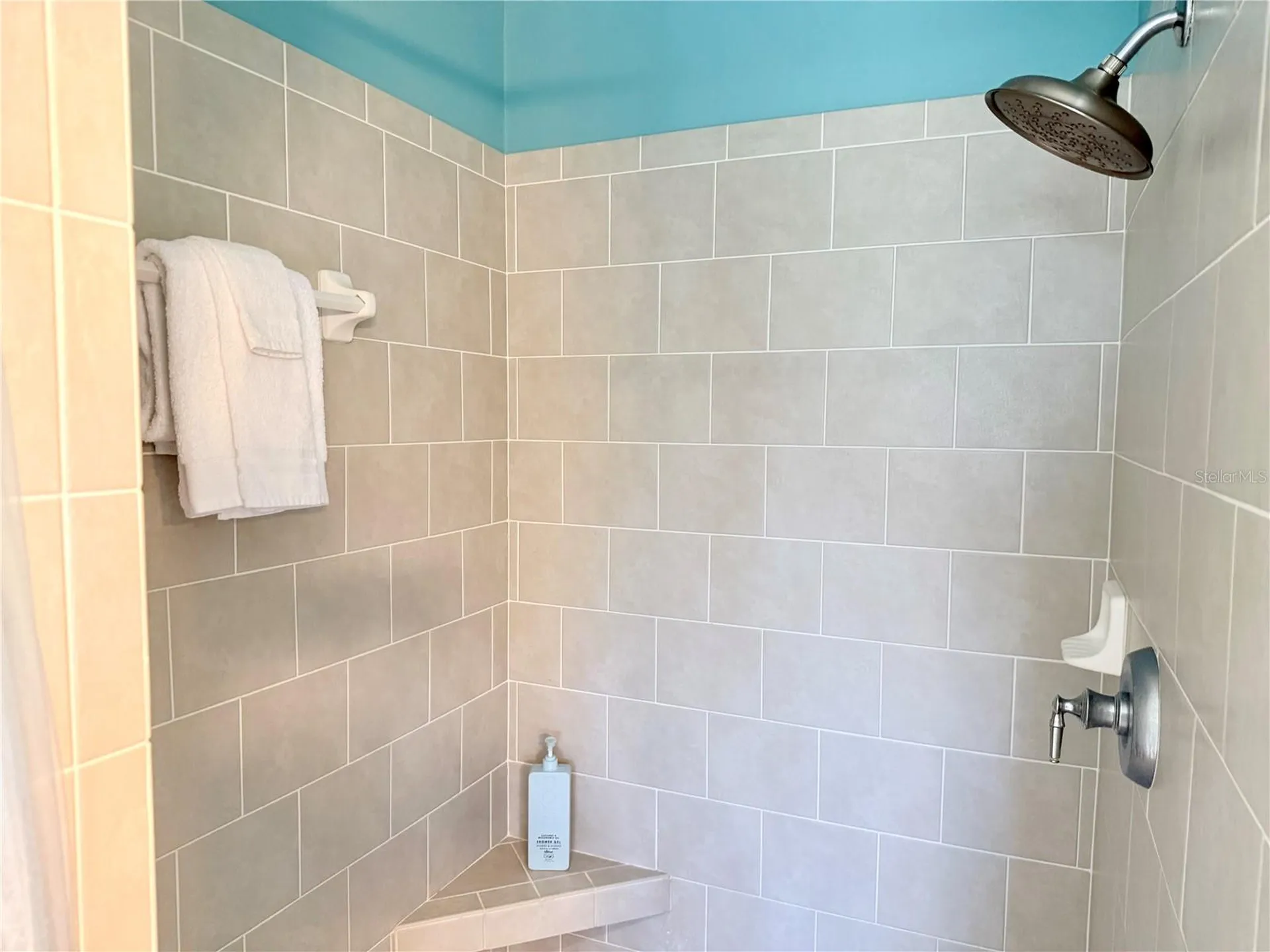 423 S Atlantic Avenue New Smyrna Beach FL 32169