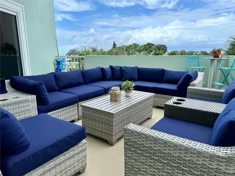 423 S Atlantic Avenue New Smyrna Beach FL 32169