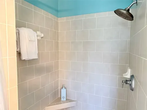 423 S Atlantic Avenue New Smyrna Beach FL 32169