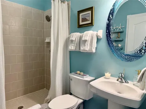 423 S Atlantic Avenue New Smyrna Beach FL 32169