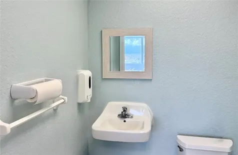423 S Atlantic Avenue New Smyrna Beach FL 32169