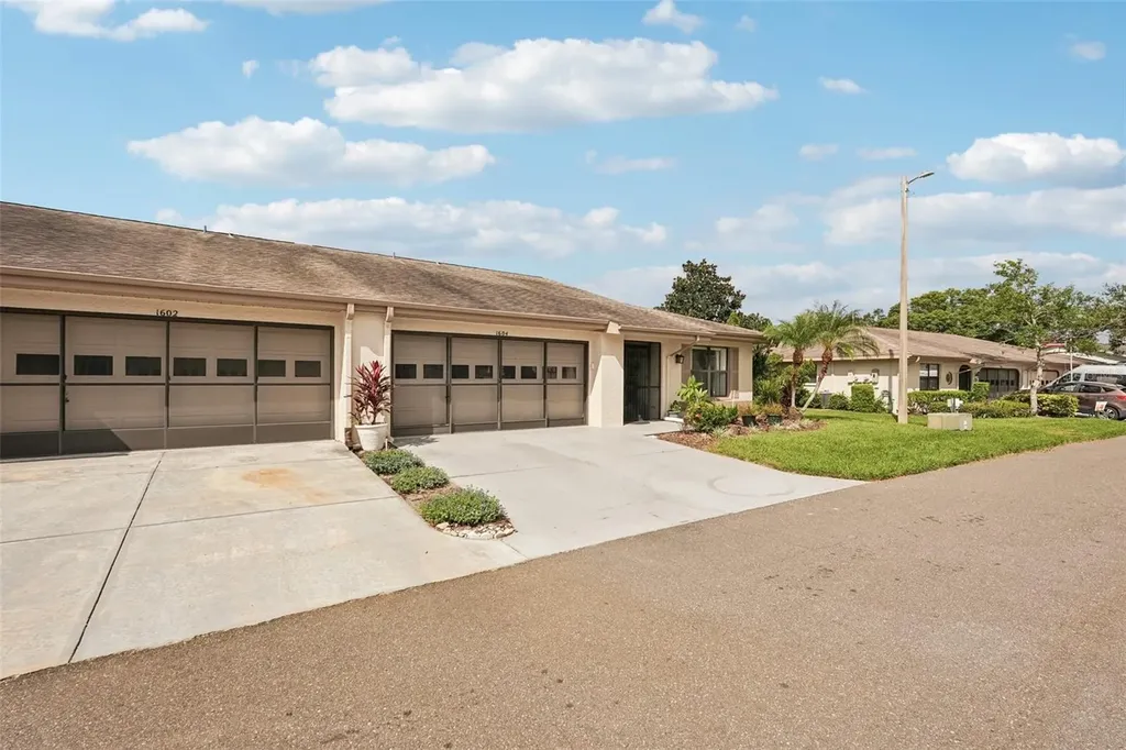 1604 Leland Drive Sun City Center FL 33573