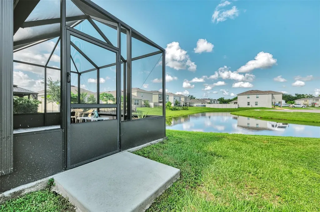 3812 Golden Oriole Parkway Sarasota FL 34232
