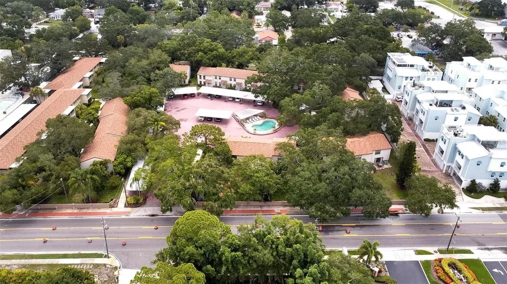 1515 Bayshore Boulevard Dunedin FL 34698