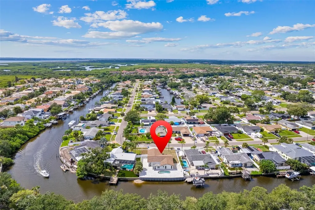 5811 Imperial Key Tampa FL 33615