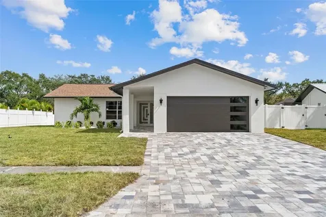 5811 Imperial Key Tampa FL 33615