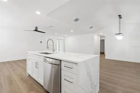 5811 Imperial Key Tampa FL 33615