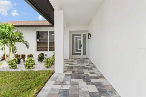 5811 Imperial Key Tampa FL 33615