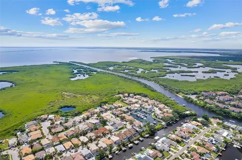 5811 Imperial Key Tampa FL 33615