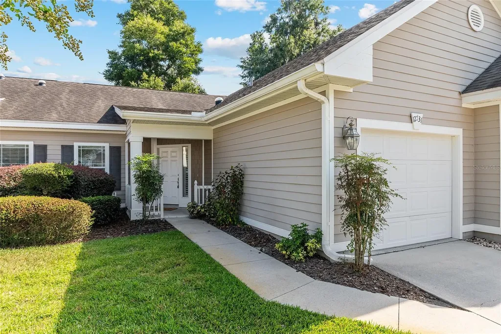 12731 NW 12th Road Newberry FL 32669