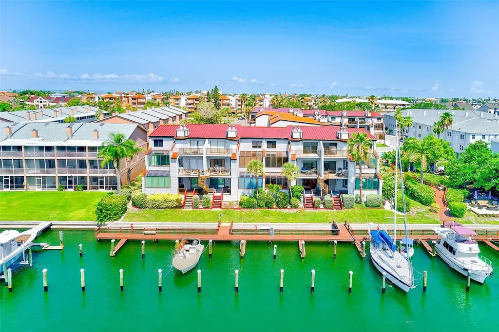 557 Pinellas Bayway S St Petersburg FL 33715