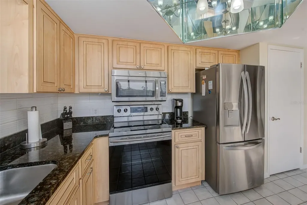 557 Pinellas Bayway S St Petersburg FL 33715