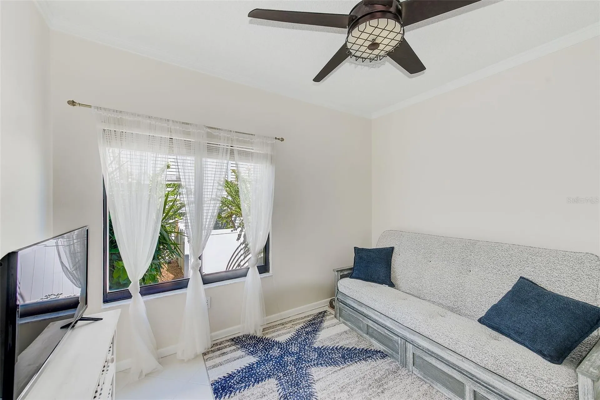 557 Pinellas Bayway S St Petersburg FL 33715