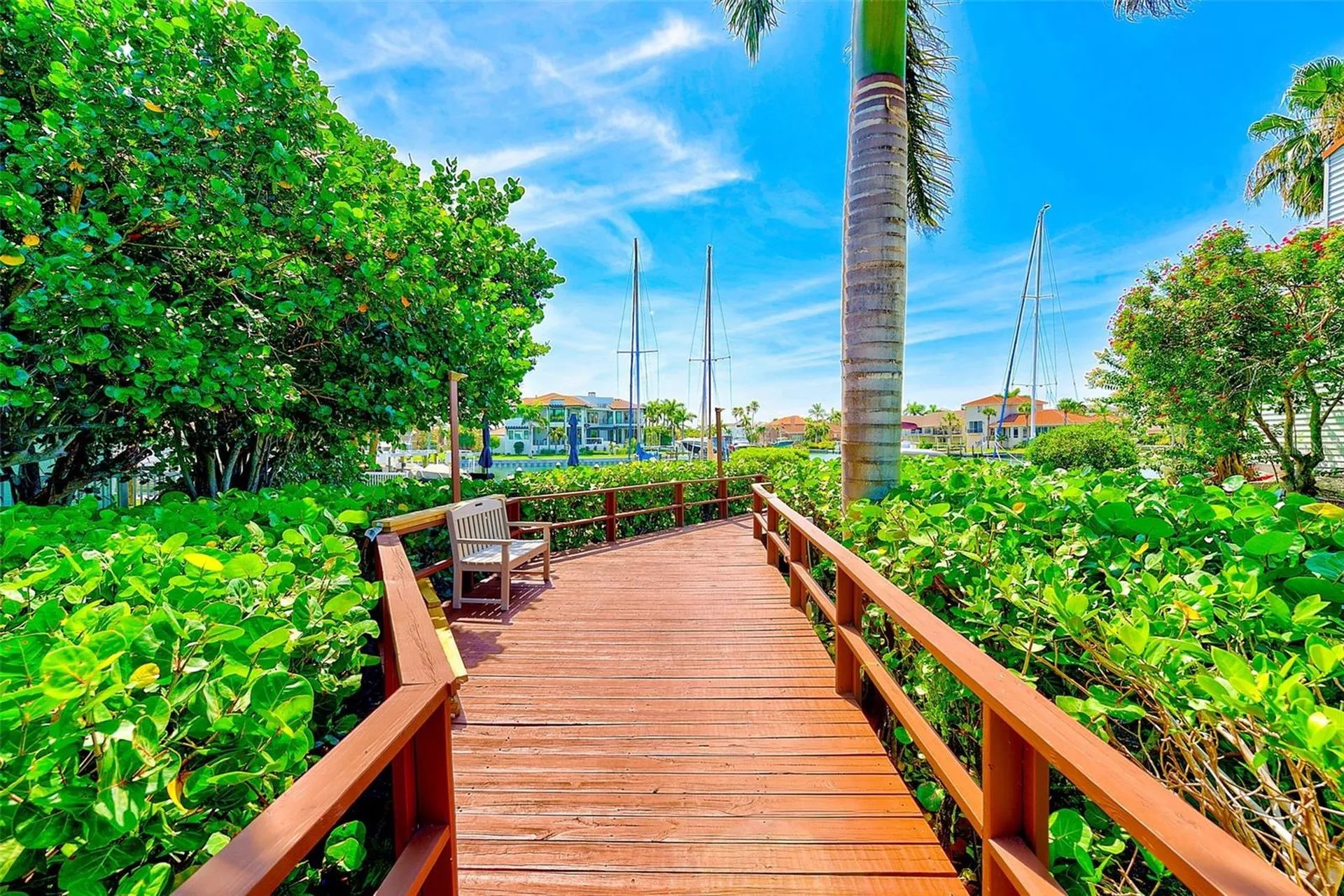 557 Pinellas Bayway S St Petersburg FL 33715