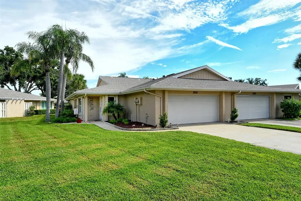 5609 Evergreen Drive Sarasota FL 34233