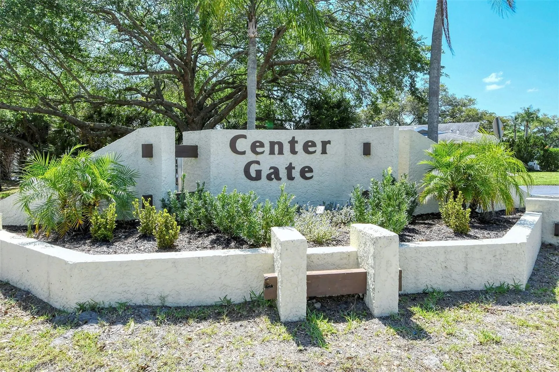 5609 Evergreen Drive Sarasota FL 34233